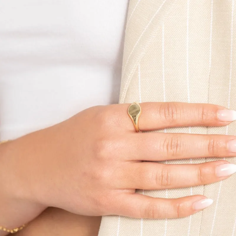 Classic Signet Ring