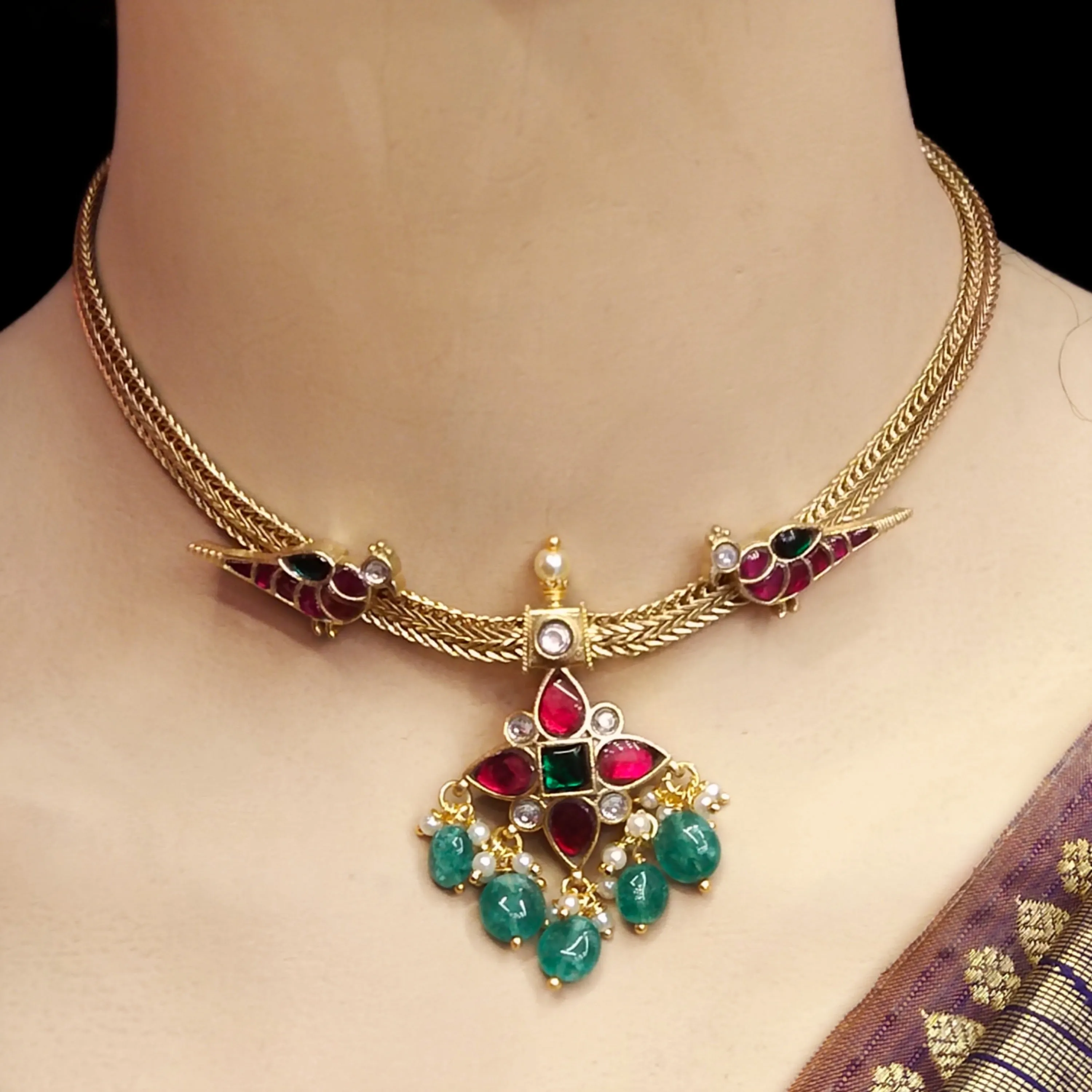 "Dazzling Elegance: Embrace the Beauty of Jadau Kundan Real Kemp Short Necklace Set by Asp Fashion Jewellery"